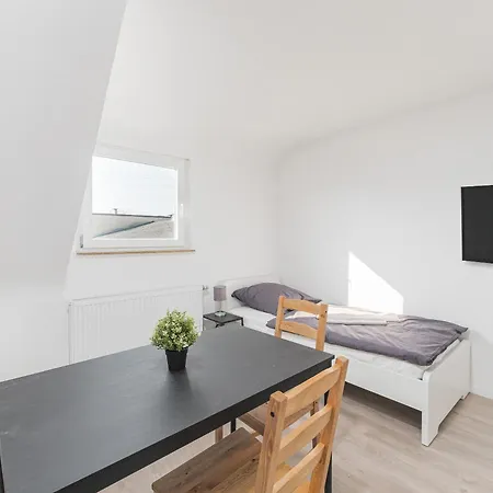 Aparthotel Monteurwohnungen In *