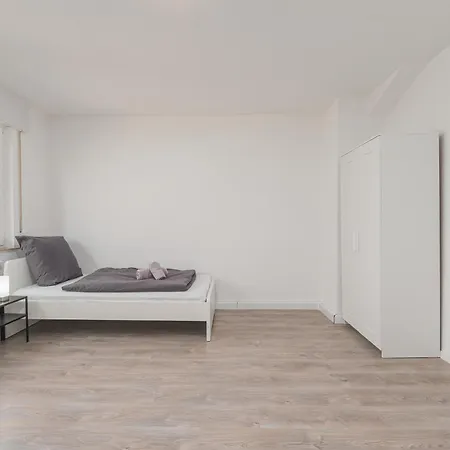 Raumschmide Esslingen Apartahotel 3*