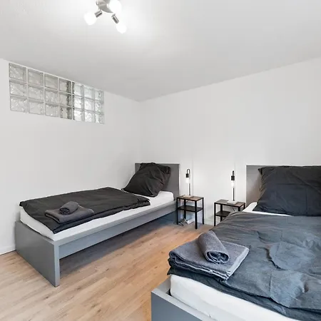 Monteurwohnungen In Aparthotel *